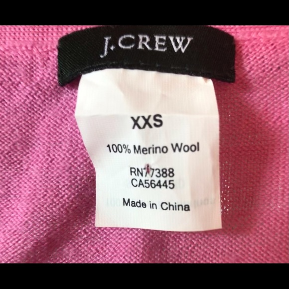 🌸🌸🌸 SOLD 🌸🌸🌸. J.Crew classic cardigan 100 % merino wool pink 🌸 - Picture 5 of 6